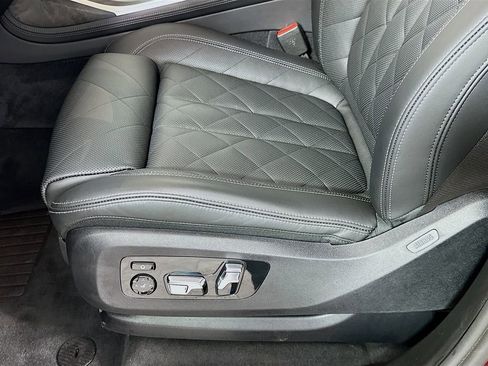 Used 2025 BMW X7 xDrive40i image 20