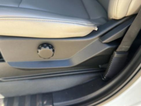 Used 2021 Ford F250 XL w/ Power Equipment Group image 22