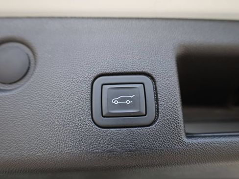 Used 2024 Chevrolet Equinox LT AWD/4WD image 21