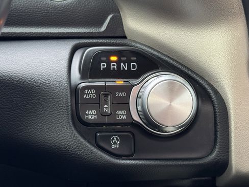 Used 2021 RAM 1500 Laramie image 32