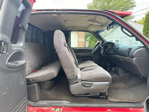 Used 2000 Dodge Ram 1500 Truck 4x4 Quad Cab image 10