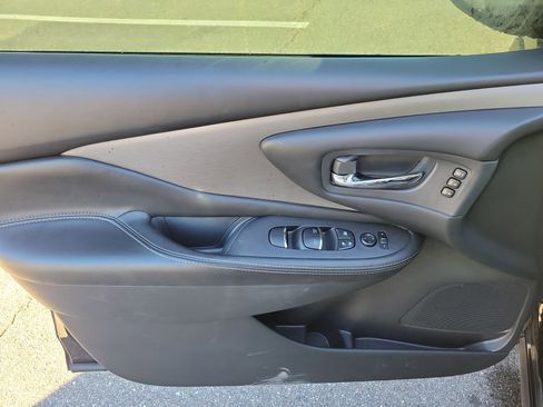 Used 2019 Nissan Murano SL image 20