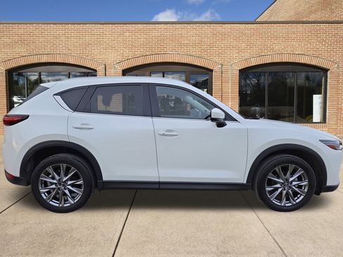 Used 2021 MAZDA CX-5 Grand Touring image 2