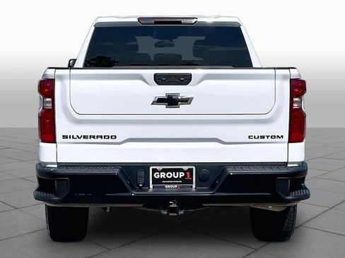 Certified 2024 Chevrolet Silverado 1500 Custom Trail Boss w/ Turbomax Blackout Package AWD/4WD image 5