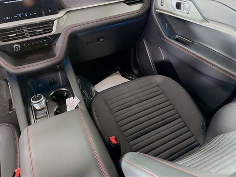 New 2026 Ford Explorer ST-Line w/ ST-Line Street Pack AWD/4WD image 28