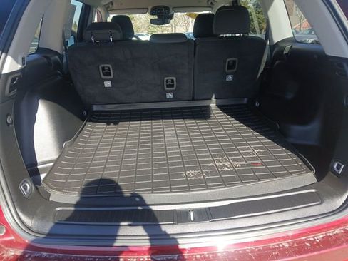 Used 2023 Jeep Grand Cherokee Laredo w/ Luxury Tech Group I image 22