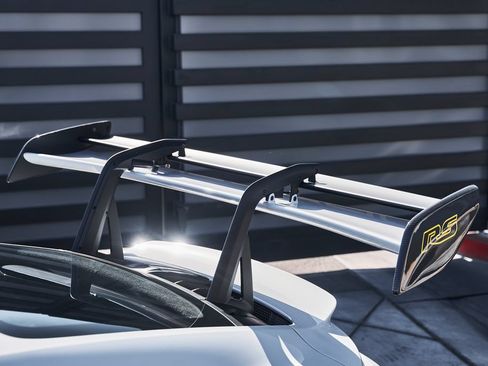 Used 2025 Porsche 911 GT3 RS RWD image 16