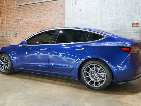 Used 2020 Tesla Model 3 Standard Range Plus RWD image 8
