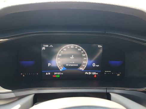 Certified 2022 Volkswagen Taos SE image 24