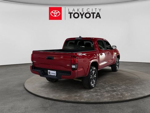 Used 2018 Toyota Tacoma TRD Sport RWD image 9