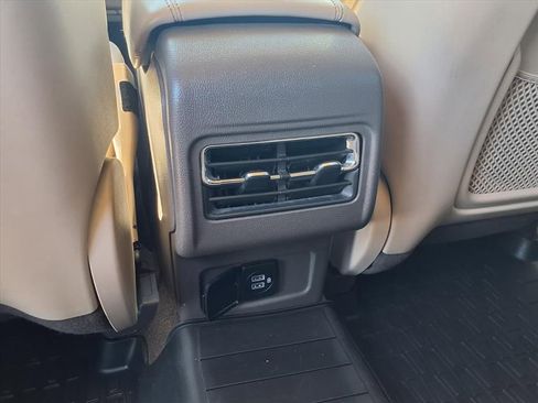 Certified 2021 Lincoln Corsair Standard w/ Premium Package image 16