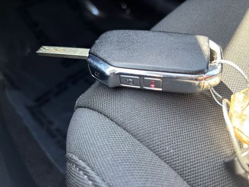 Used 2025 Kia Sportage LX image 21