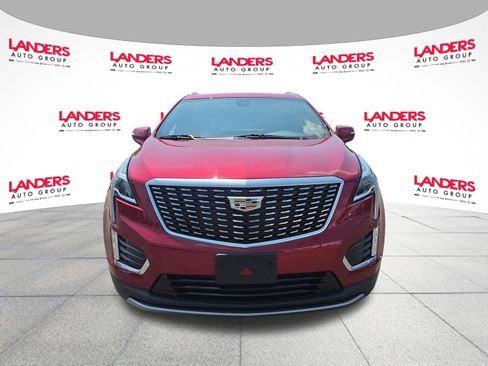Used 2020 Cadillac XT5 Premium Luxury w/ LPO, Floor Liner Package AWD/4WD image 8