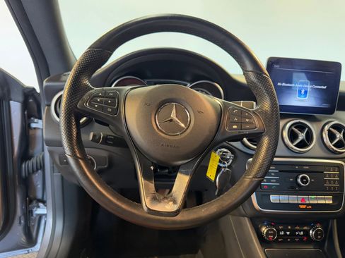 Used 2019 Mercedes-Benz CLA 250 4MATIC image 15