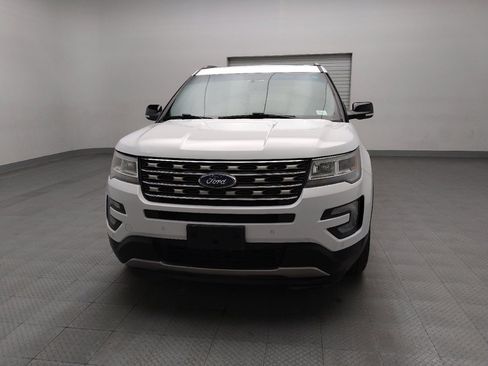 Used 2017 Ford Explorer XLT w/ Equipment Group 202A image 15