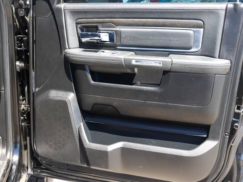 Used 2015 RAM 2500 Limited AWD/4WD image 9