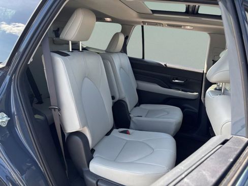 Certified 2024 Toyota Grand Highlander XLE image 35