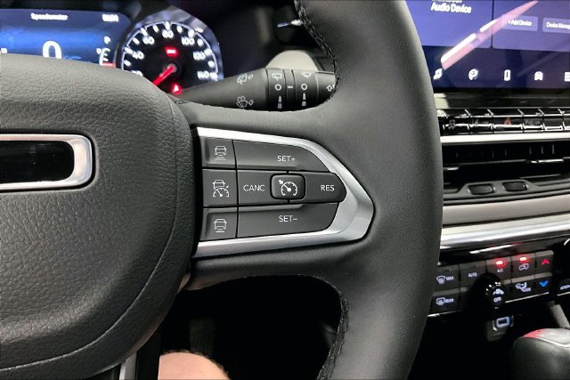 Used 2024 Jeep Compass Limited AWD/4WD image 27