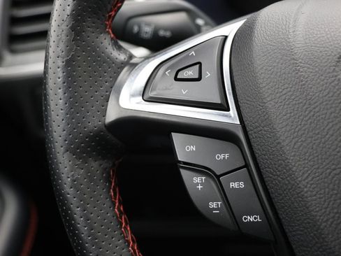 Used 2022 Ford Edge ST-Line image 20