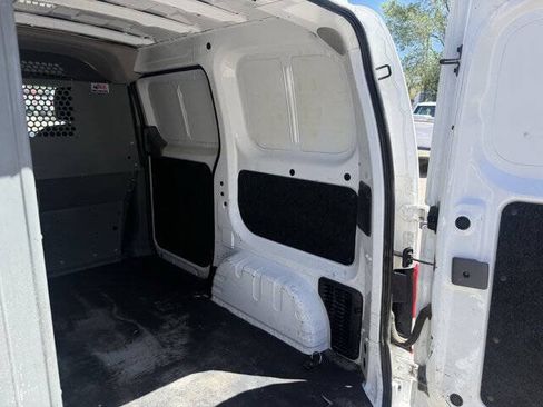 Used 2018 Nissan NV200 S FWD image 17