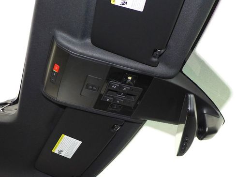 Used 2023 Volkswagen Atlas Cross Sport SEL R-Line image 17