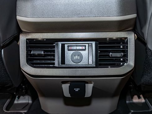 Used 2026 Ford F450 Platinum w/ Platinum Plus Package image 26