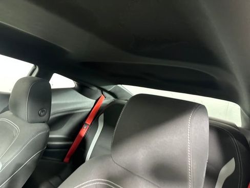 Used 2022 Chevrolet Camaro LT w/ RS Package image 12