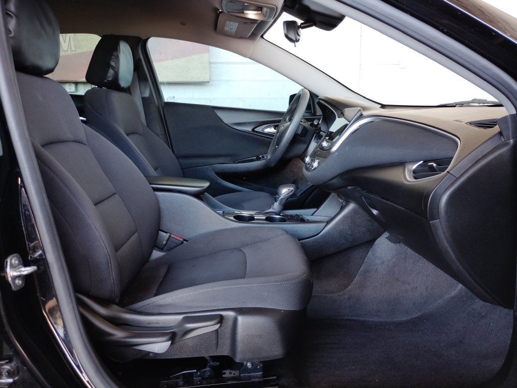 Used 2024 Chevrolet Malibu LS FWD image 14