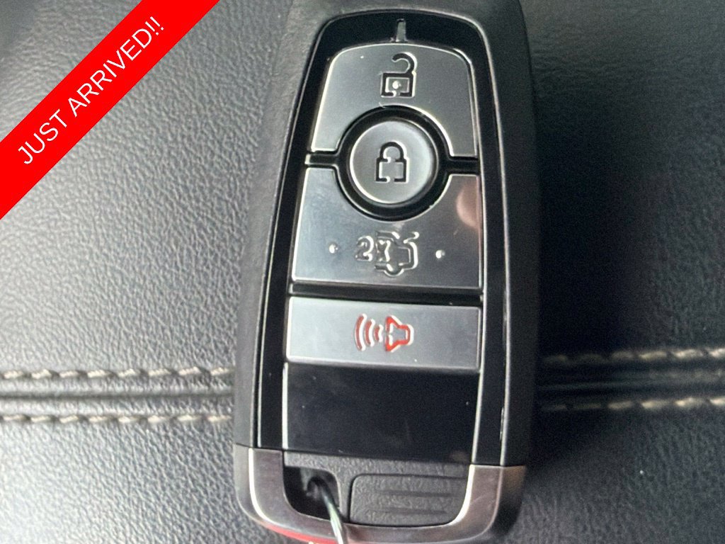 Used 2024 Ford Mustang Coupe RWD image 18