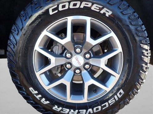 Used 2019 GMC Canyon All Terrain w/ Trailering Package image 7