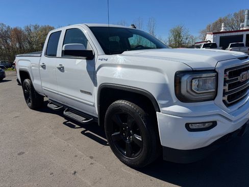 Used 2017 GMC Sierra 1500 4x4 Double Cab w/ Elevation Edition image 12