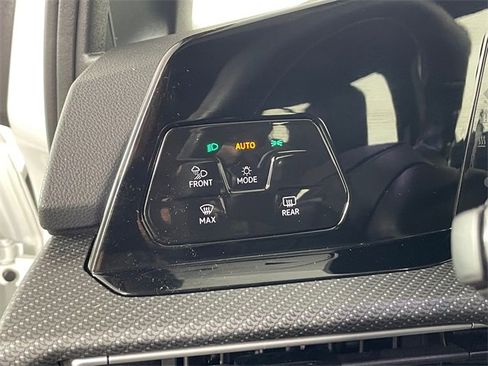 Used 2023 Volkswagen Golf R image 13