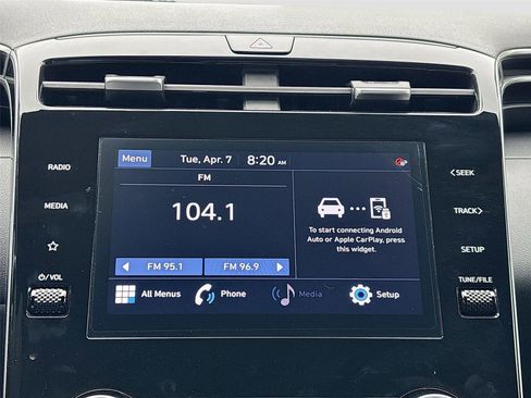 Used 2023 Hyundai Santa Cruz SEL image 16