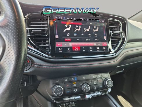 Used 2023 Dodge Durango GT AWD/4WD image 10