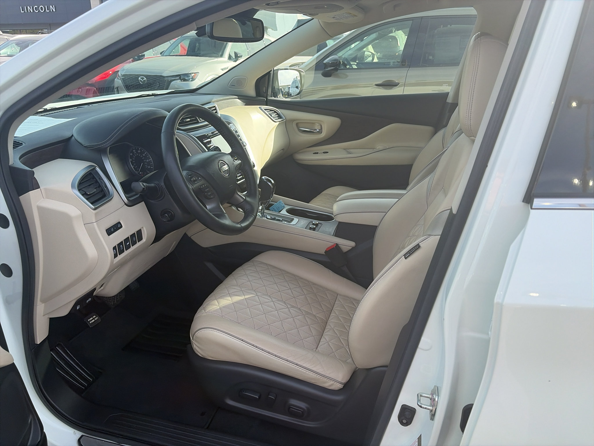 Used 2020 Nissan Murano Platinum AWD/4WD image 11