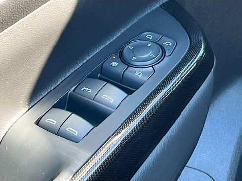 Used 2023 GMC Acadia AT4 w/ Technology Package AWD/4WD image 18