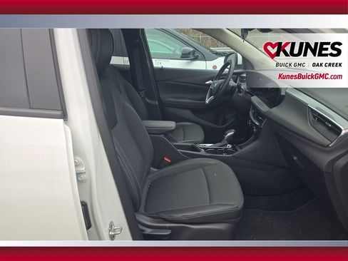Used 2025 Buick Encore GX Preferred image 15