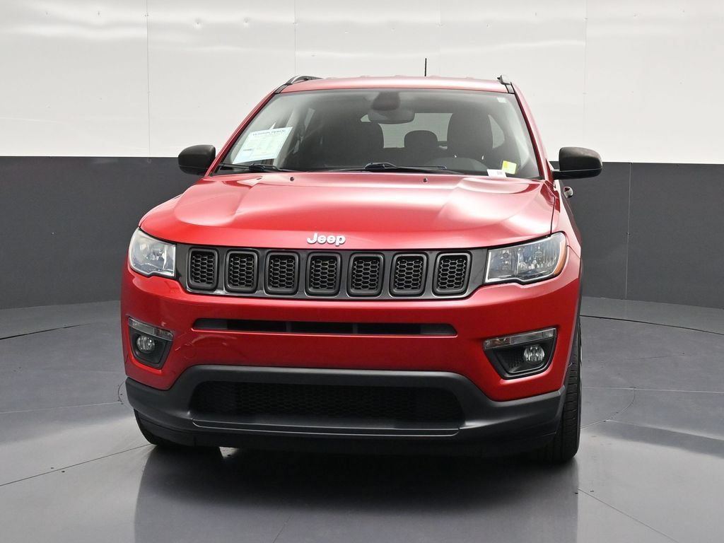 Used 2021 Jeep Compass Latitude FWD image 6