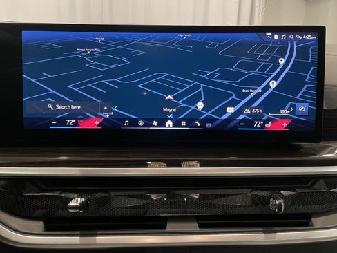 Used 2024 BMW X5 xDrive40i w/ Premium Package image 22