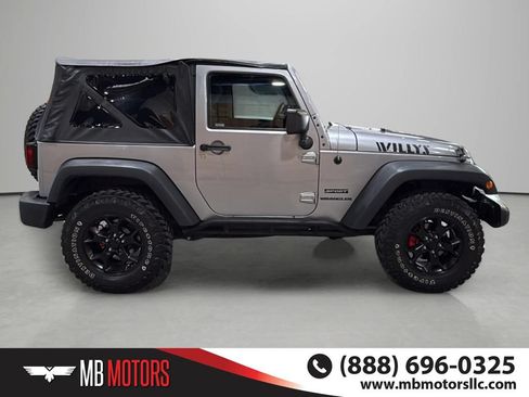 Used 2017 Jeep Wrangler Sport AWD/4WD image 5