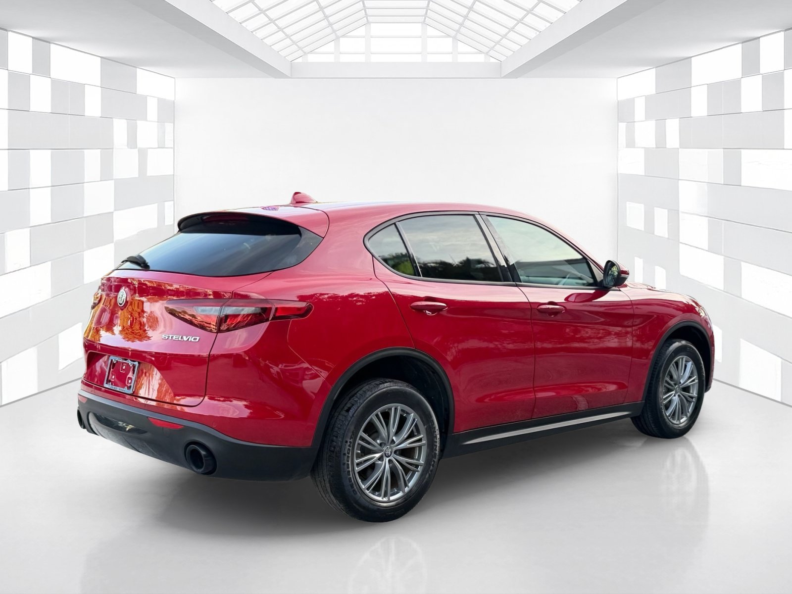 Used 2023 Alfa Romeo Stelvio Sprint RWD image 7
