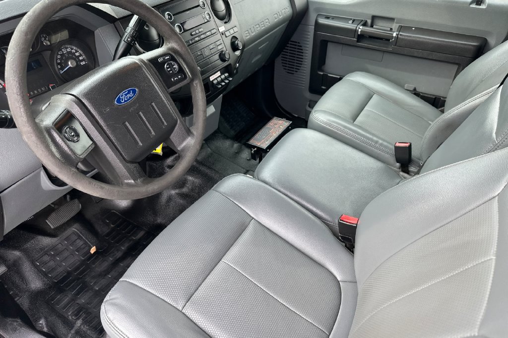 Used 2016 Ford F350 XL w/ Power Equipment Group RWD image 9