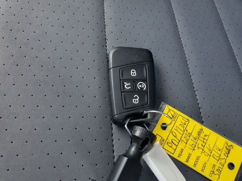 Used 2025 Volkswagen Jetta SE image 29