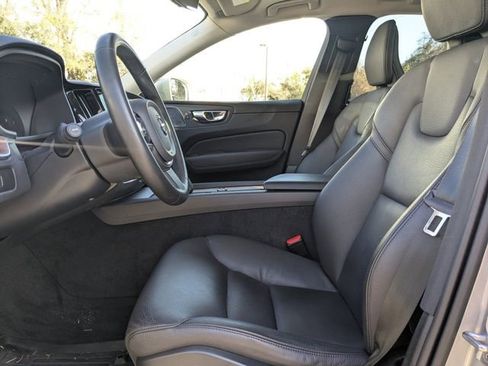 Certified 2023 Volvo XC60 B5 Plus w/ Protection Package Premier image 26