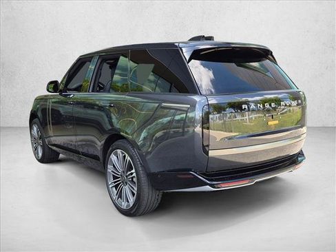 Used 2025 Land Rover Range Rover SE AWD/4WD image 7