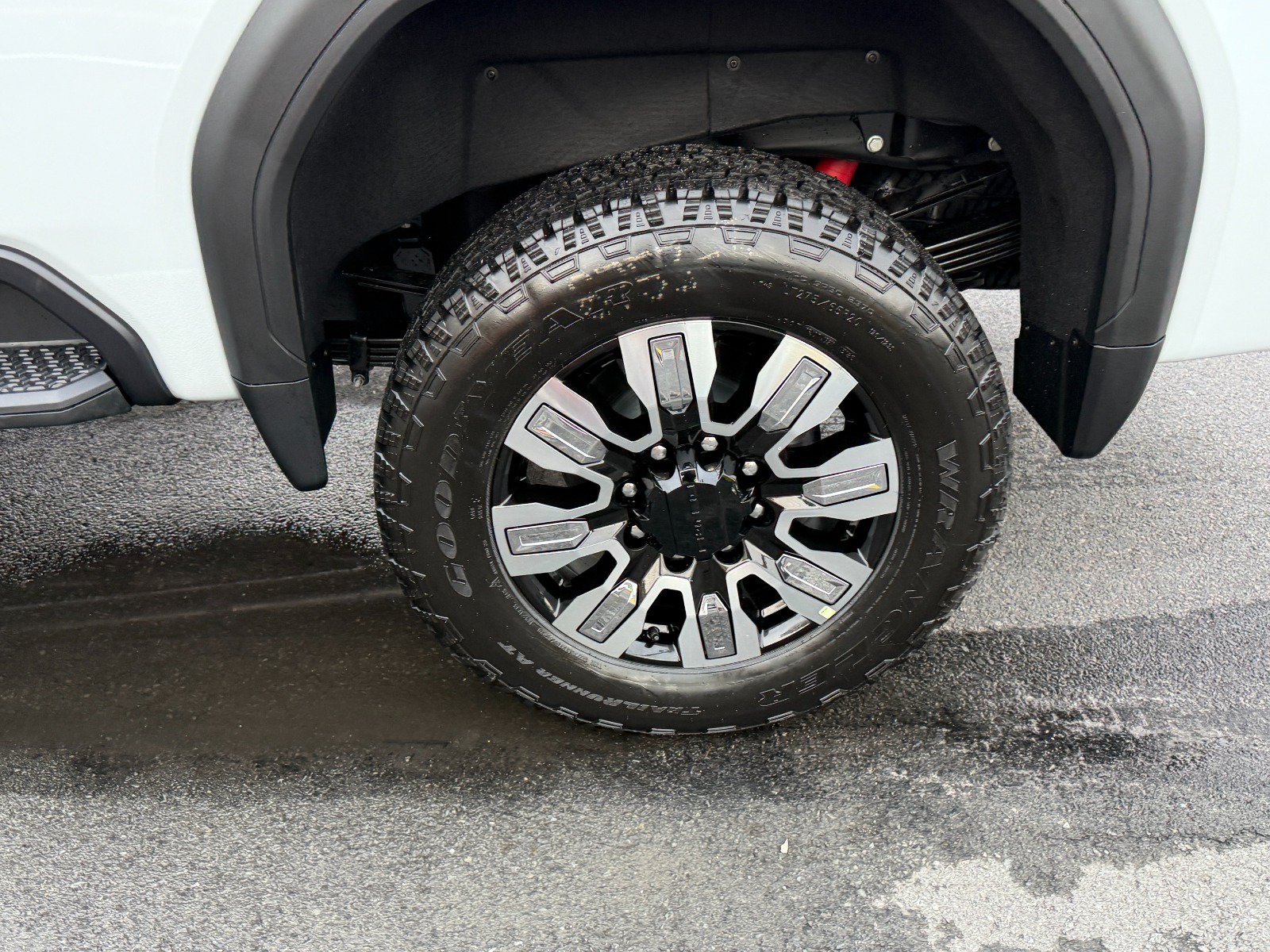 New 2026 GMC Sierra 3500 Denali AWD/4WD image 10