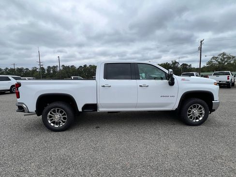 New 2026 Chevrolet Silverado 2500 LTZ w/ LTZ Convenience Package image 8