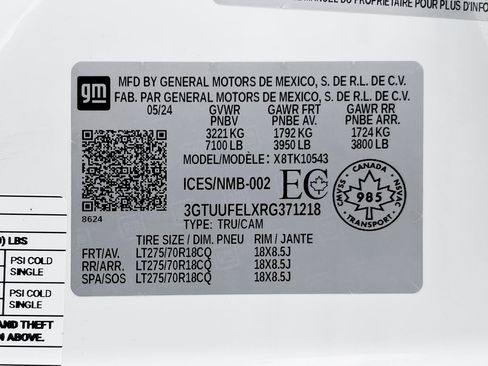 Used 2024 GMC Sierra 1500 AT4X image 11