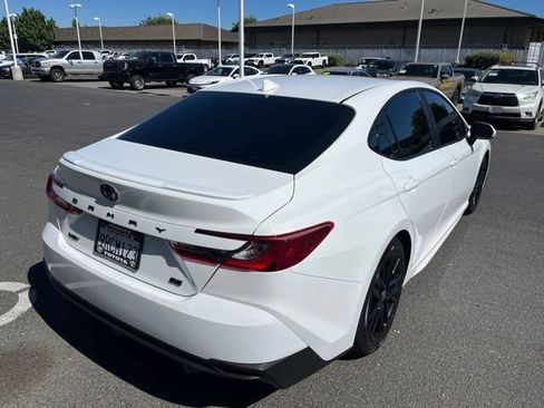 Used 2025 Toyota Camry SE w/ Multimedia Upgrade Package FWD image 5