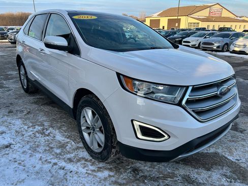 Used 2017 Ford Edge SEL w/ Equipment Group 201A image 3